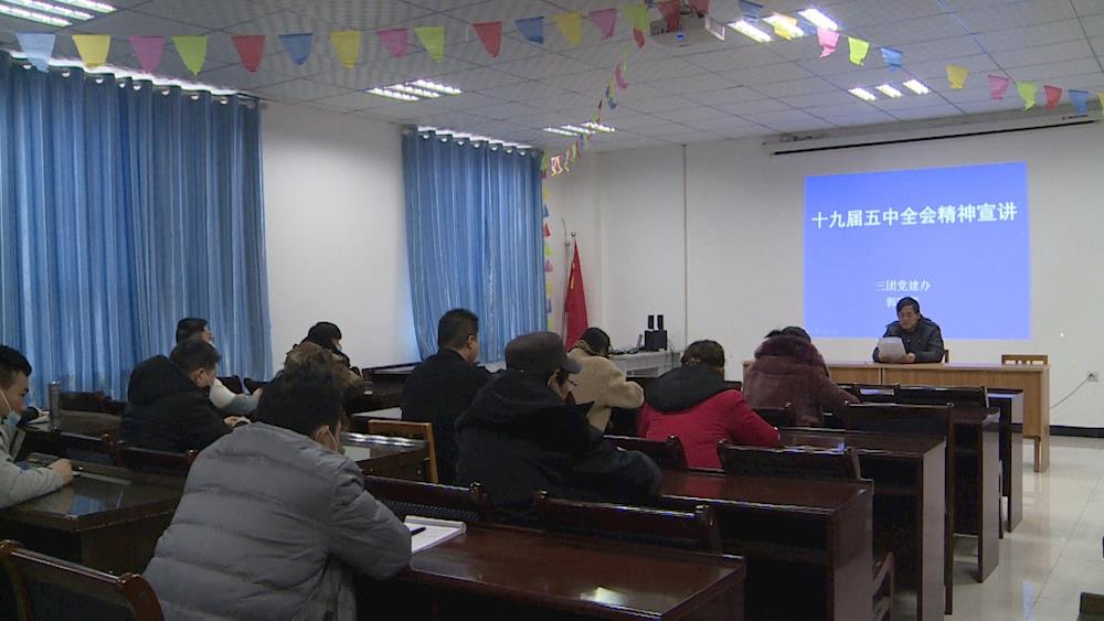 db8e2b97c1044e289eeb9e25854581c5.jpg