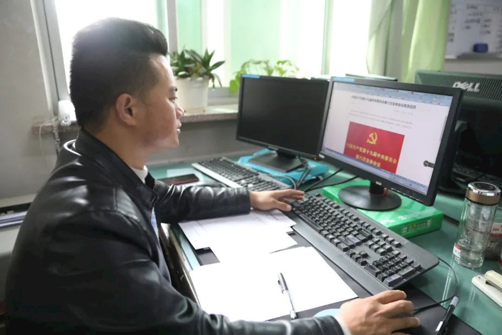 d43cefbeb7844069aca599bfccae09bc.png