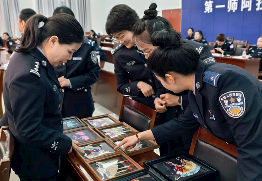 1a37f348bdfa4c2783855d771089ca3a.png 1a37f348bdfa4c2783855d771089ca3a.png