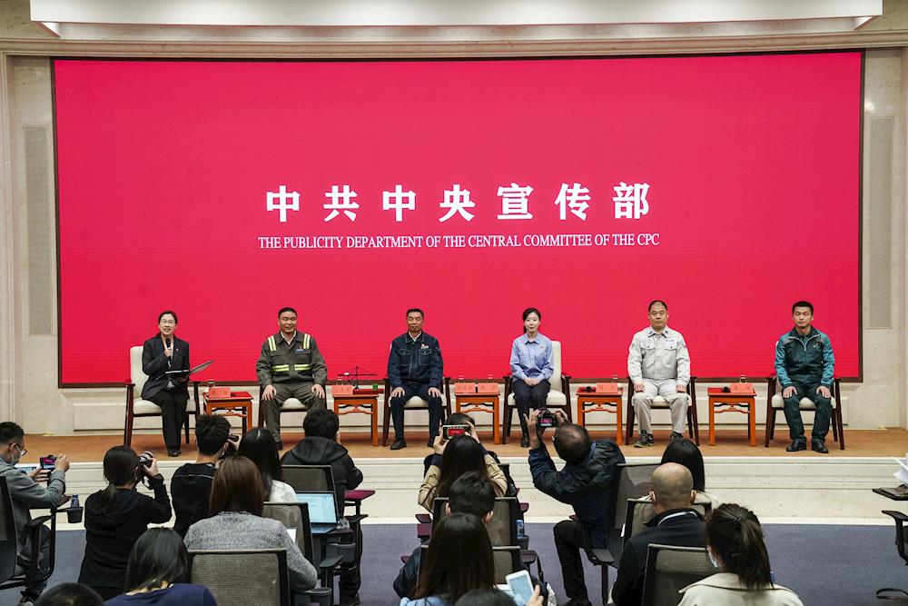 e548dc53b1c44310940d241db8c83fa1.jpg e548dc53b1c44310940d241db8c83fa1.jpg