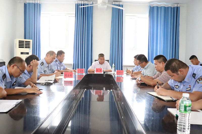 d1a45682fa7b4ddd8ddac3348ca4cabe.jpg d1a45682fa7b4ddd8ddac3348ca4cabe.jpg