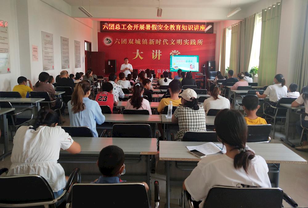 abc65342ec8442b5bc81d18dfea06e07.jpg