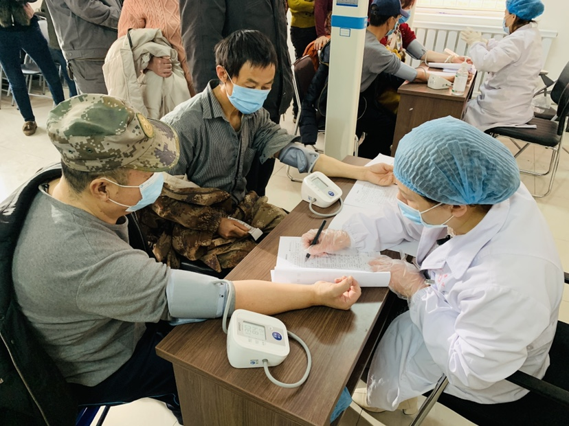 青松路街道：全民免费体检暖人心