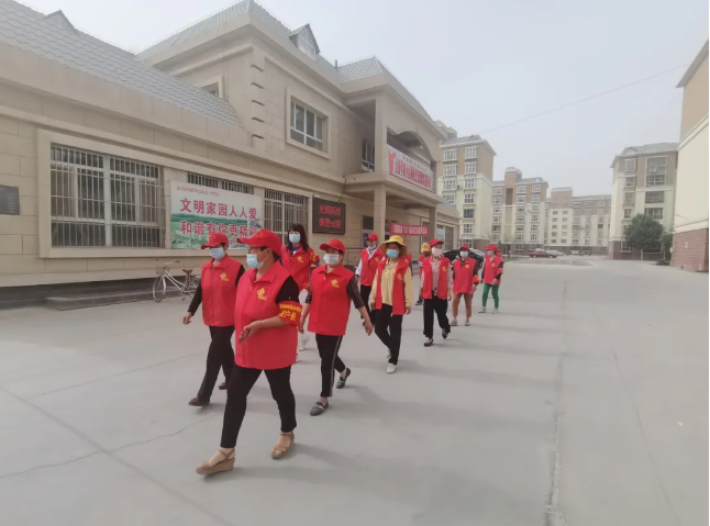 “小岗位”上大作为 联户长织密网格服务