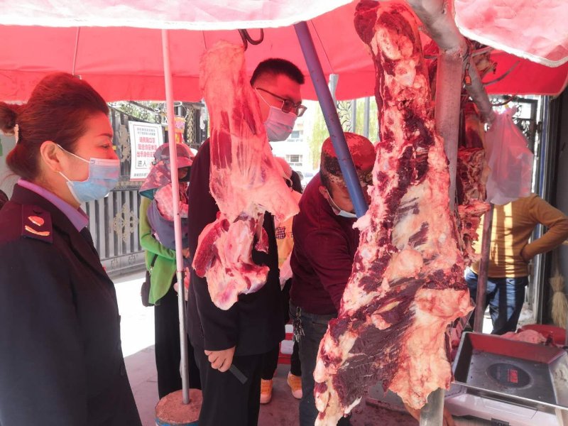 第一师阿拉尔市市场监管局开展经营环节畜禽产品专项检查 