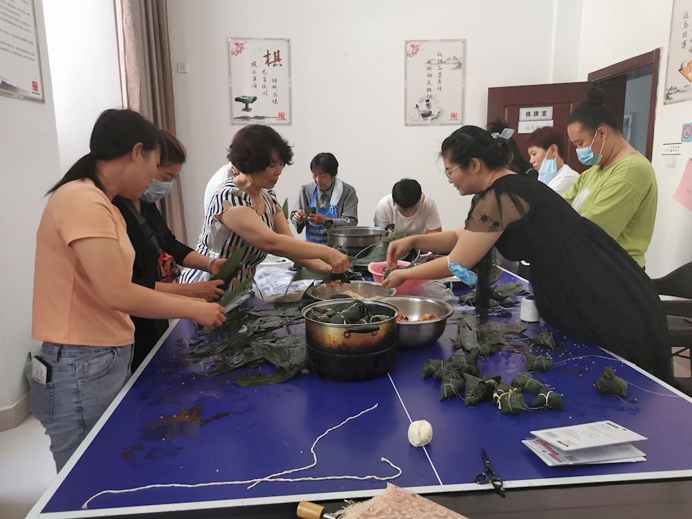 青松路街道阳光社区开展“浓浓端午情 永远跟党走”端午节活动