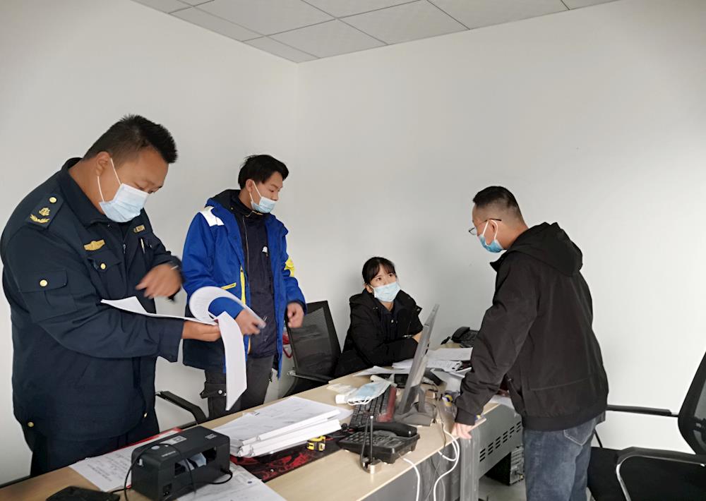 迎宾社区开展物流企业疫情防控专项联合大检查 防范物流疫情传播风险