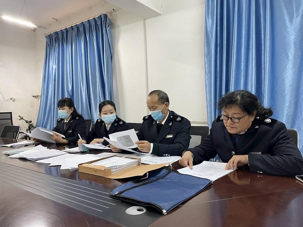 兵团林业和草原局组织种苗质量检查组赴师市开展林草种苗质量检查工作