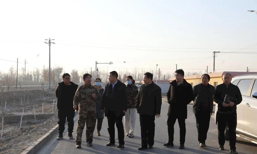 师市副政委姜青山赴十四团三连考察调研
