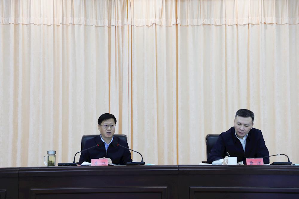 第一师阿拉尔市组织召开安全生产委员会全体（扩大）会议