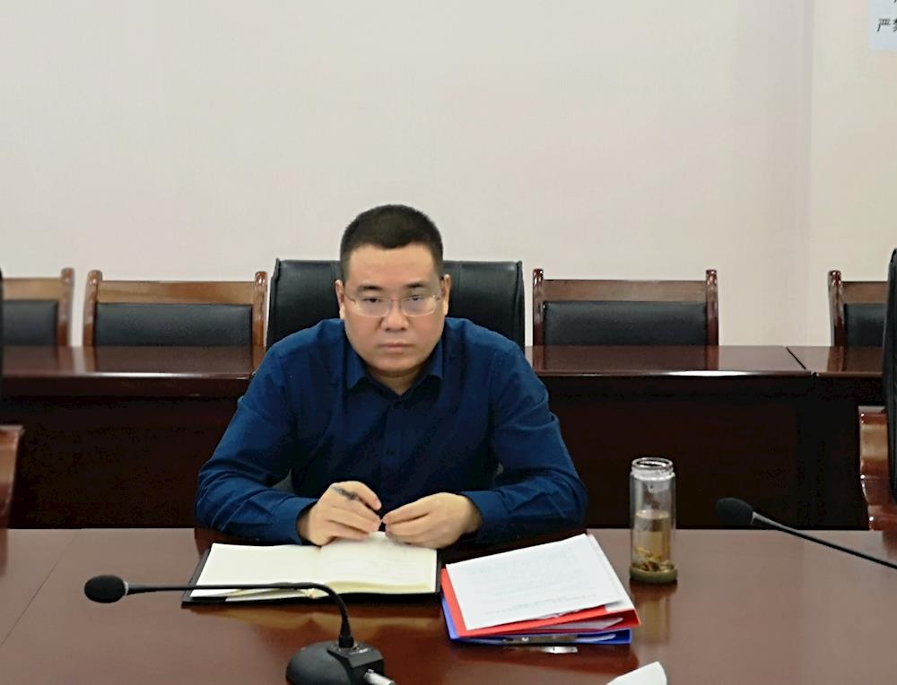 第一师2022年城市绿化重点项目暨创建国家森林城市工作推进会在师市自然资源和规划局召开