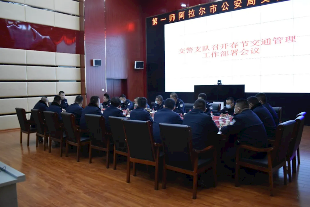 一师公安交警圆满完成春节期间全市道路交通安保工作