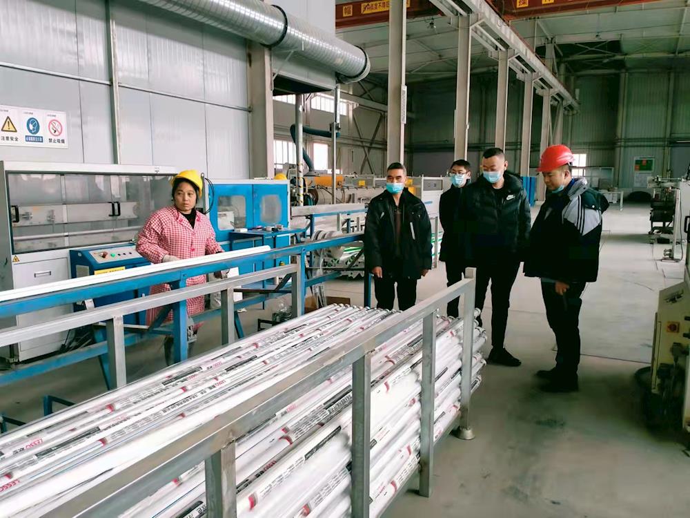 第一师阿拉尔市应急管理局领导带队调研检查安全生产工作