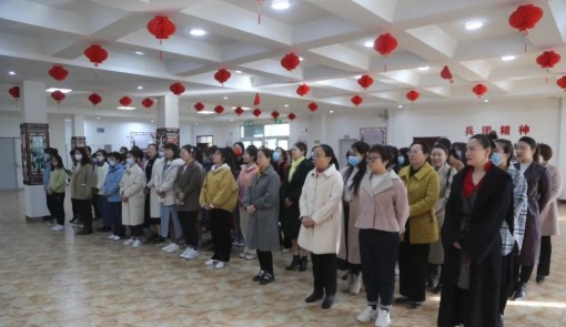 【新时代文明实践】十二团开展“与美丽为伴，携幸福同行”三·八妇女节活动