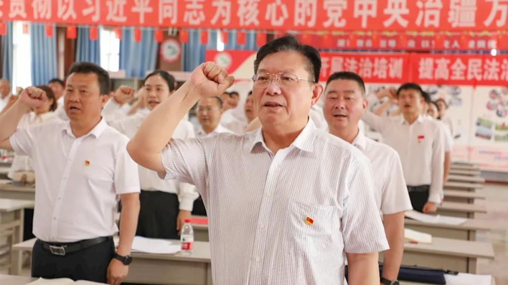 丁翊强参加所在党支部主题党日活动