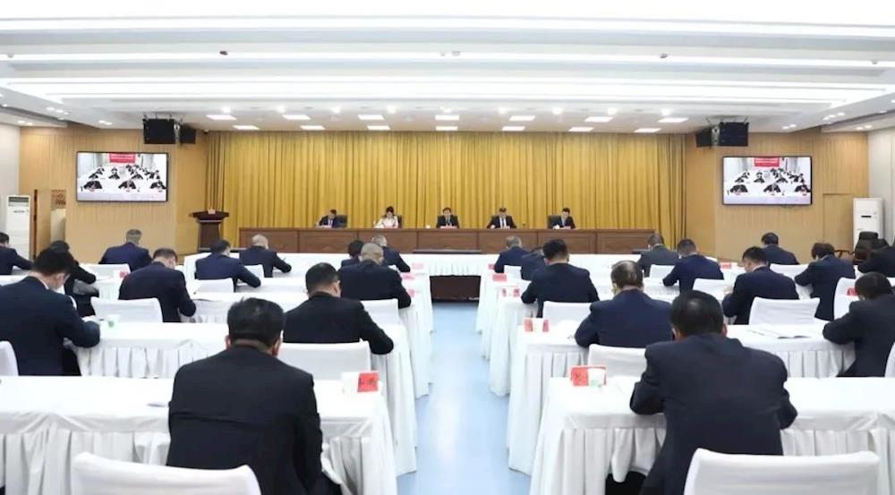 师市召开廉政工作会议 肖勇出席并讲话