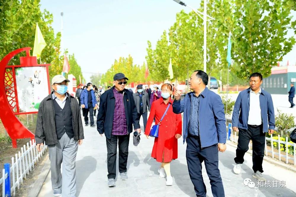 薪火赓续 聚力前行 I 三团组织退休党员“回家”团聚共话发展