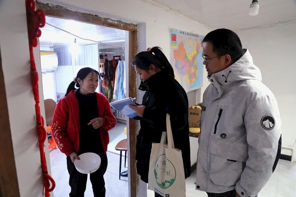 守护平安：十一团全面开展危旧房屋安全隐患排查