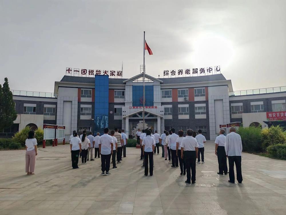 昆岗社区党总支开展庆“七一”系列活动