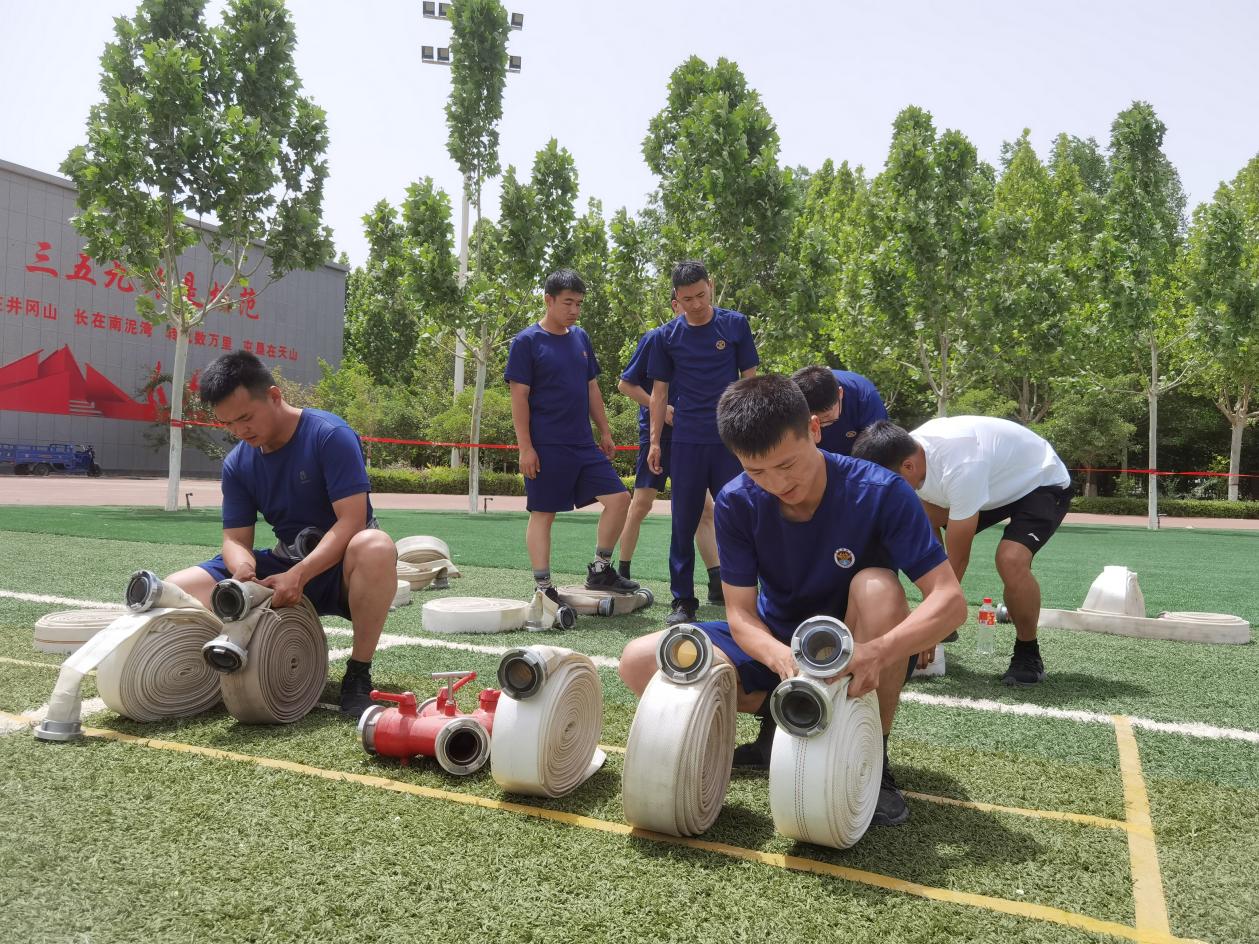 厉兵秣马迎鏖战  枕戈待旦再前行——阿拉尔青松化工专职应急救援消防队训战结合强技能