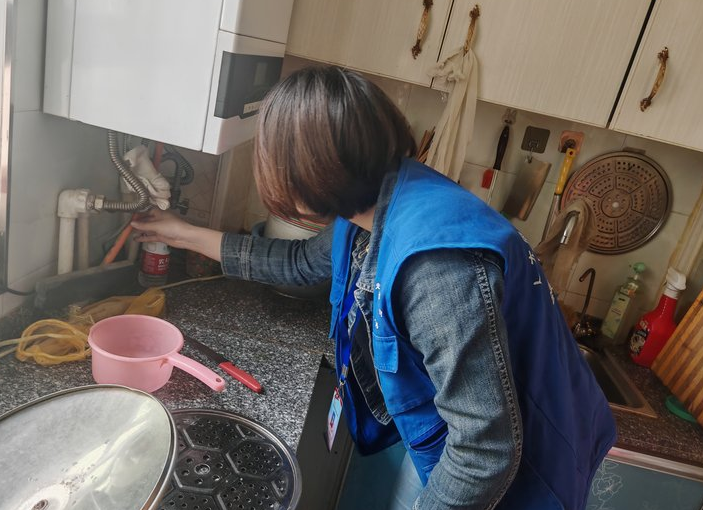 拧紧燃气“安全阀” 隐患清零护民生