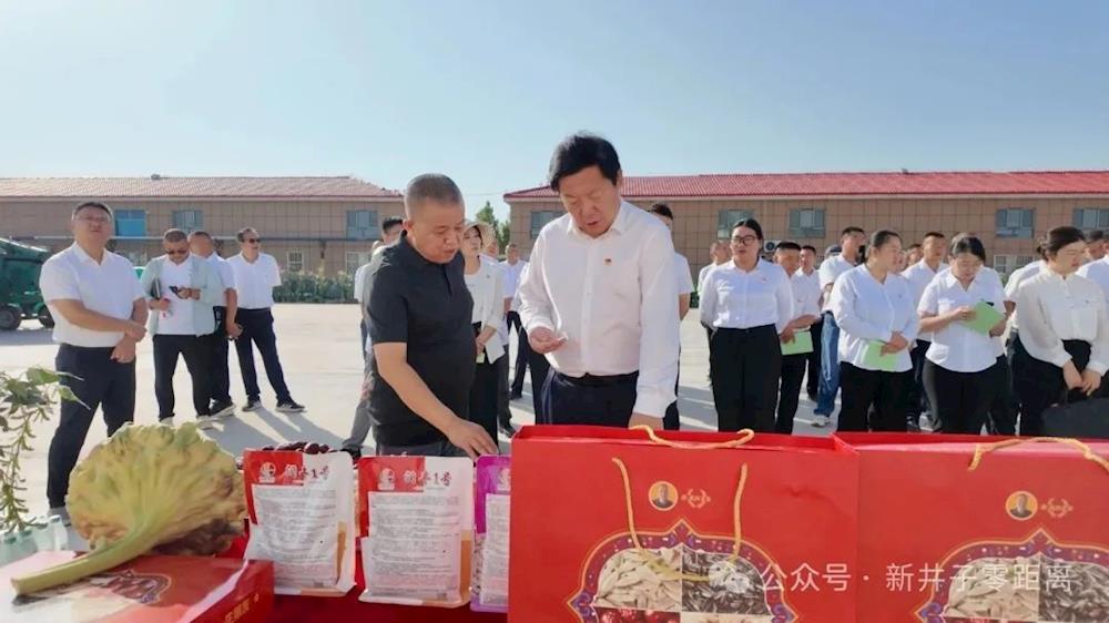 党建引领聚合力 高质量发展谱新篇——二团召开2025年党建引领经济高质量发展现场会