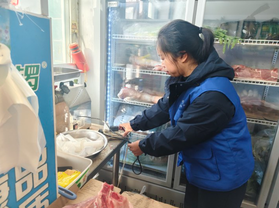 推动隐患“动态清零” 网格员开展专项排查行动