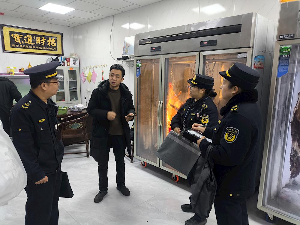 严把肉制品质量关 筑牢群众饮食安全防线