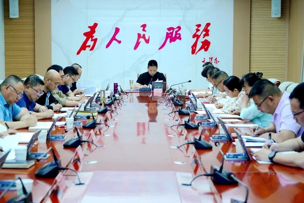 【团镇资讯】十六团召开十一届团镇党委常委会会议