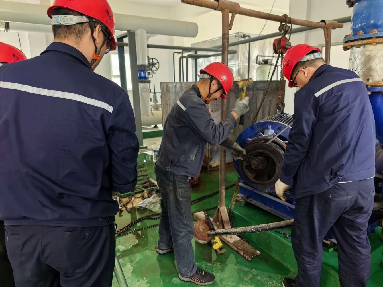 攻坚突破抢节点，平稳就位强根基——南能集团发电分公司一团2X30MW背压机项目#1锅炉汽包成功吊装就位